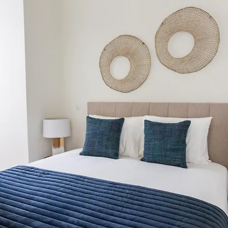 Apartamento Plum Guide - Bolo De Cenoura Lisboa